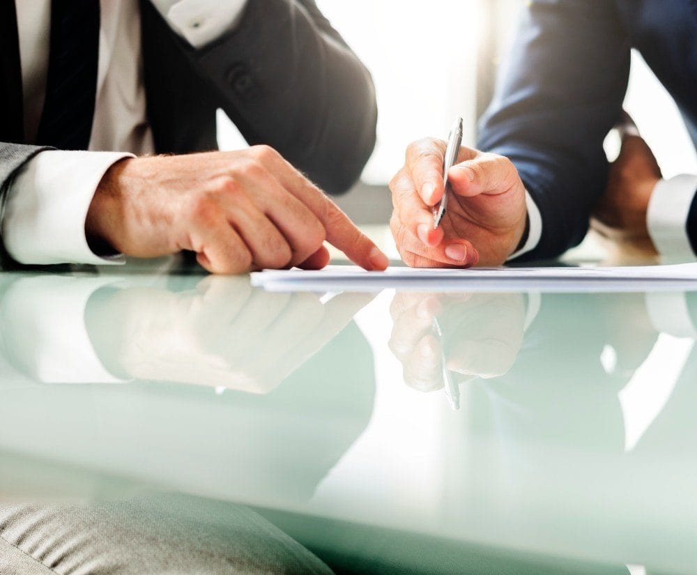 Abogado especialista en derecho laboral en Sevilla - Luis Salazar Barral